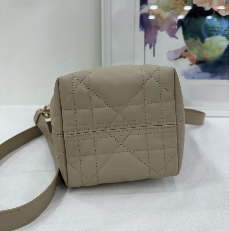 Dior 迪奧 Toujours垂直版小號/奶茶米色-7