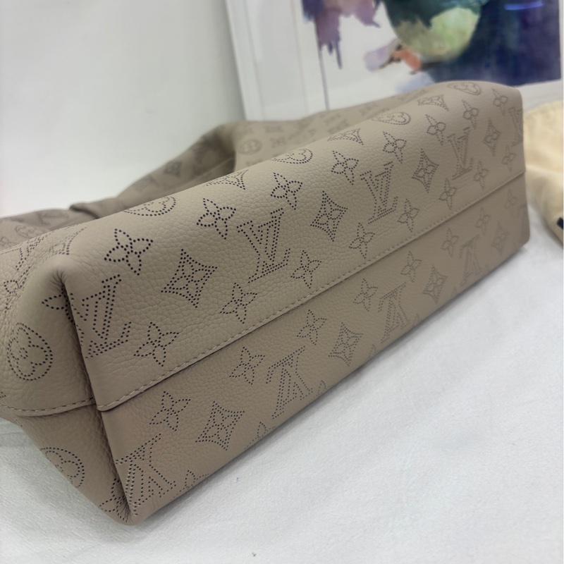 LV 路易威登/Louis Vuitton why knot單肩斜背包 晶片款 內購閒置 尺寸28 x 34 x 12-3