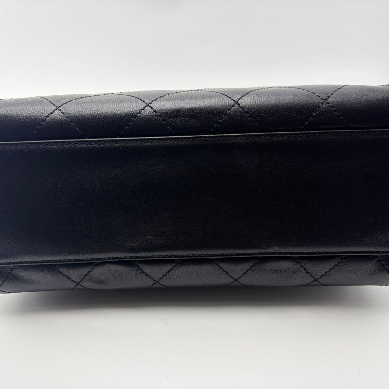 Chanel（香奈兒）菱格紋托特鍊條包-11