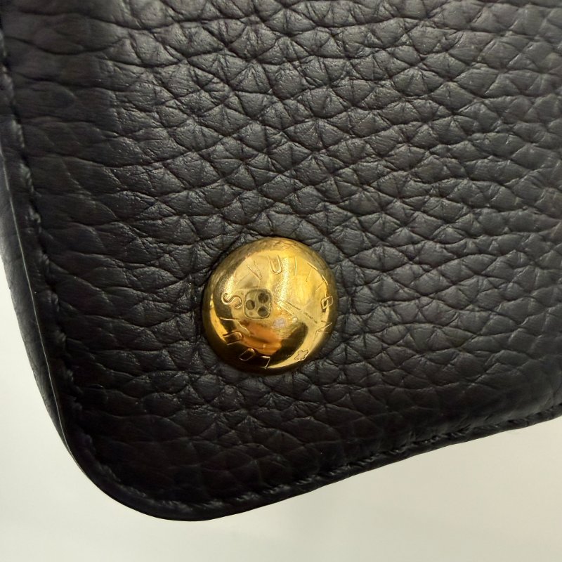 Louis Vuitton - 黑色牛皮花卉造型Capucines 手提肩背包╻MM-11