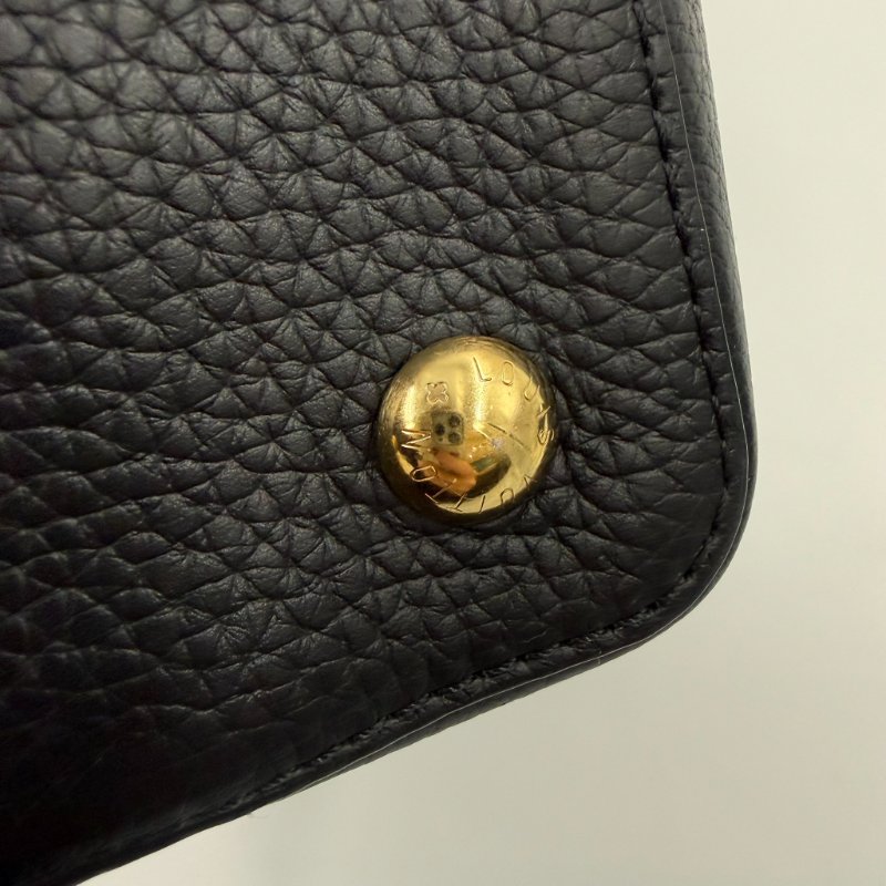 Louis Vuitton - 黑色牛皮花卉造型Capucines 手提肩背包╻MM-12