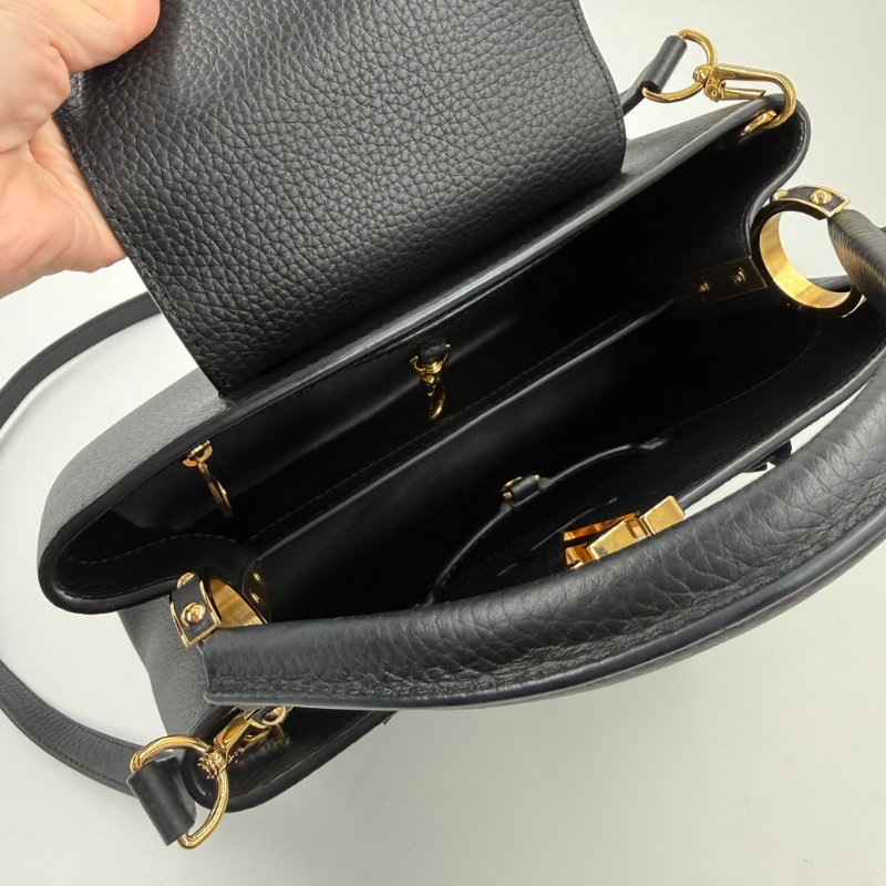 Louis Vuitton - 黑色牛皮花卉造型Capucines 手提肩背包╻MM-14