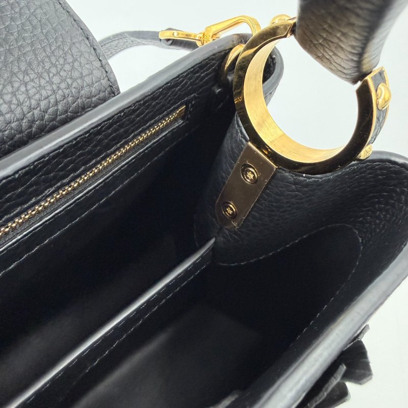 Louis Vuitton - 黑色牛皮花卉造型Capucines 手提肩背包╻MM-27