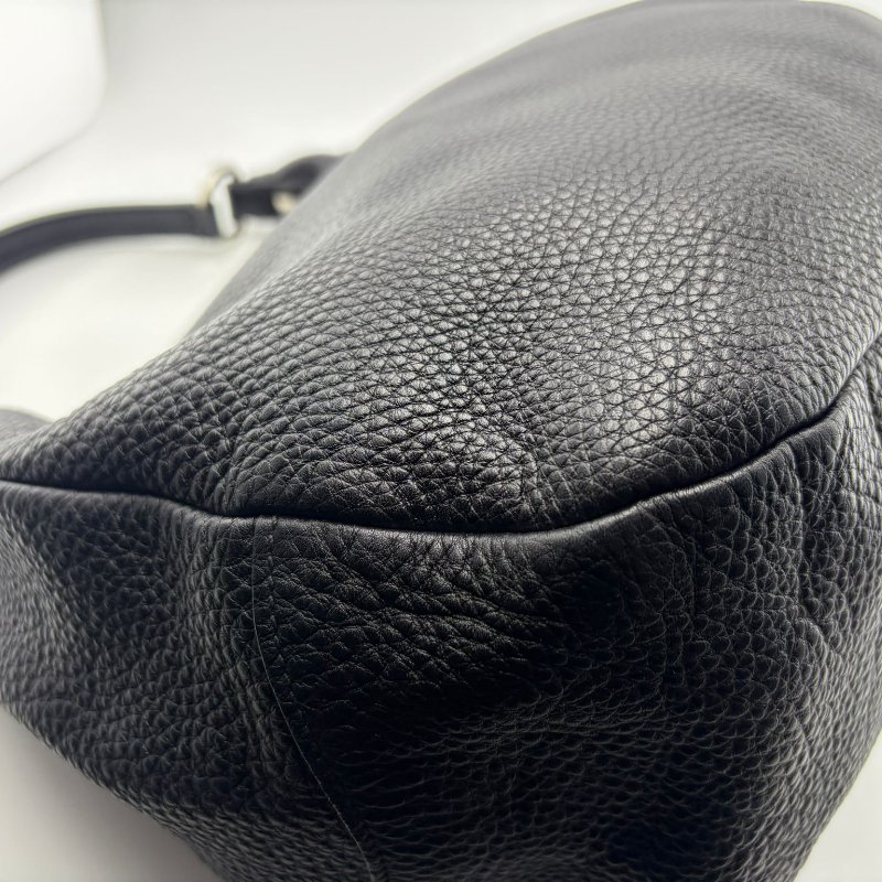 Prada（普拉達）經典荔枝紋牛皮月牙包-12