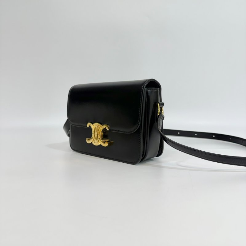 CELINE - 黑色金釦牛皮凱旋門TEEN TRIOMPHE斜背包╻小號-9