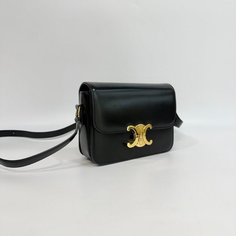 CELINE - 黑色金釦牛皮凱旋門TEEN TRIOMPHE斜背包╻小號-10