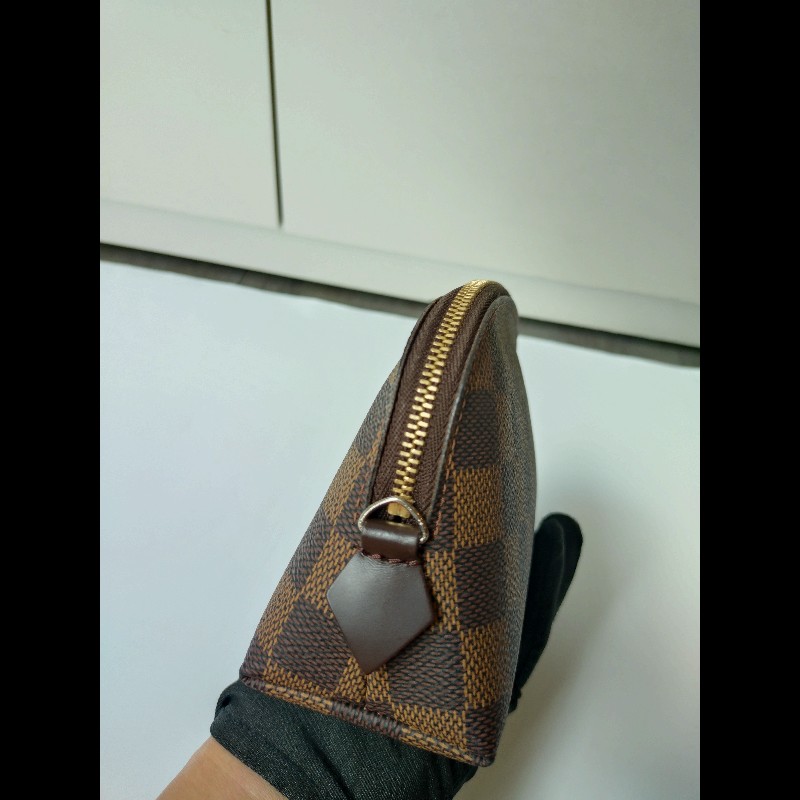 LV 咖啡色格子小化妝包-13