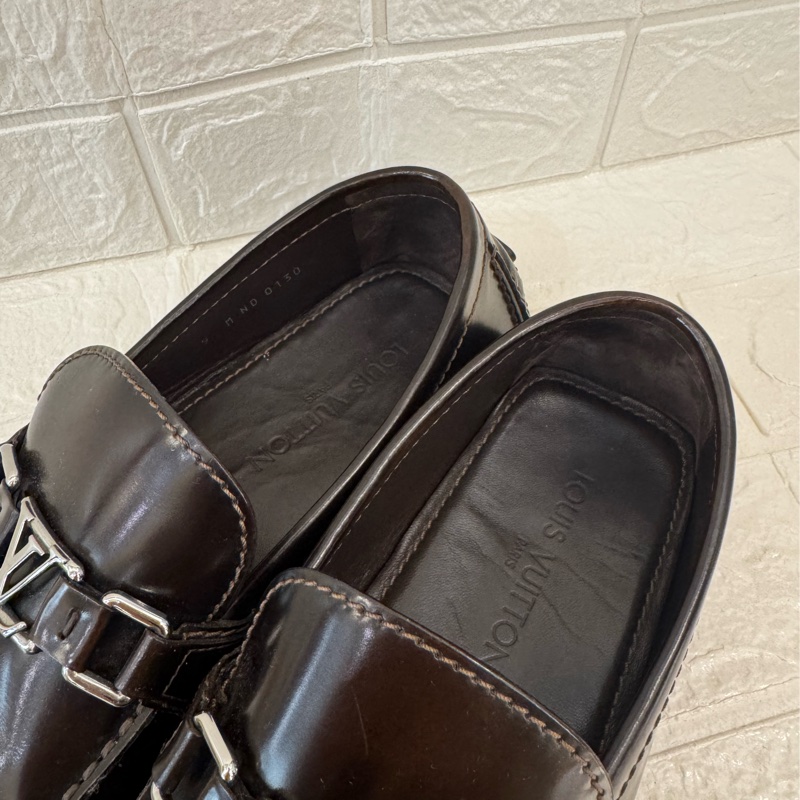 LV咖色銀logo豆豆鞋 超好穿❤️-7