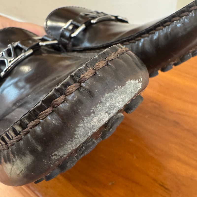 LV咖色銀logo豆豆鞋 超好穿❤️-23