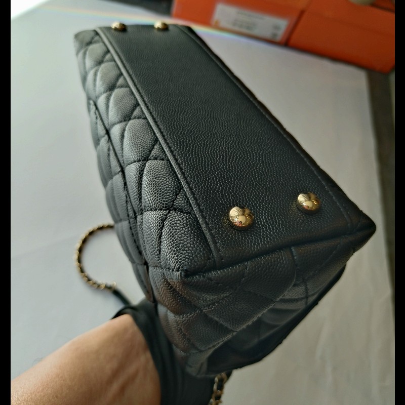 Chanel 紅把黑荔枝皮金鍊兩用包 Coco handle 23-6