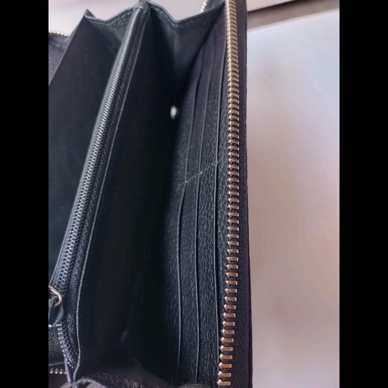 Gucci 大G壓紋黑皮拉鍊長夾-13