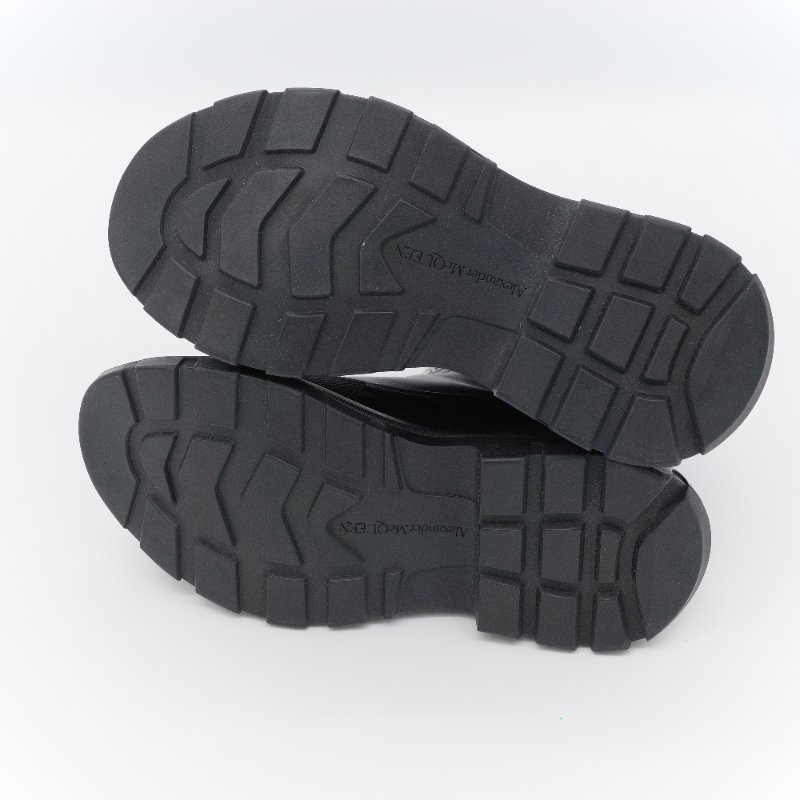 Alexander McQueen 亞歷山大·麥昆 Tread Slick 黑色 小牛皮 拉鍊式短靴 EU37-8
