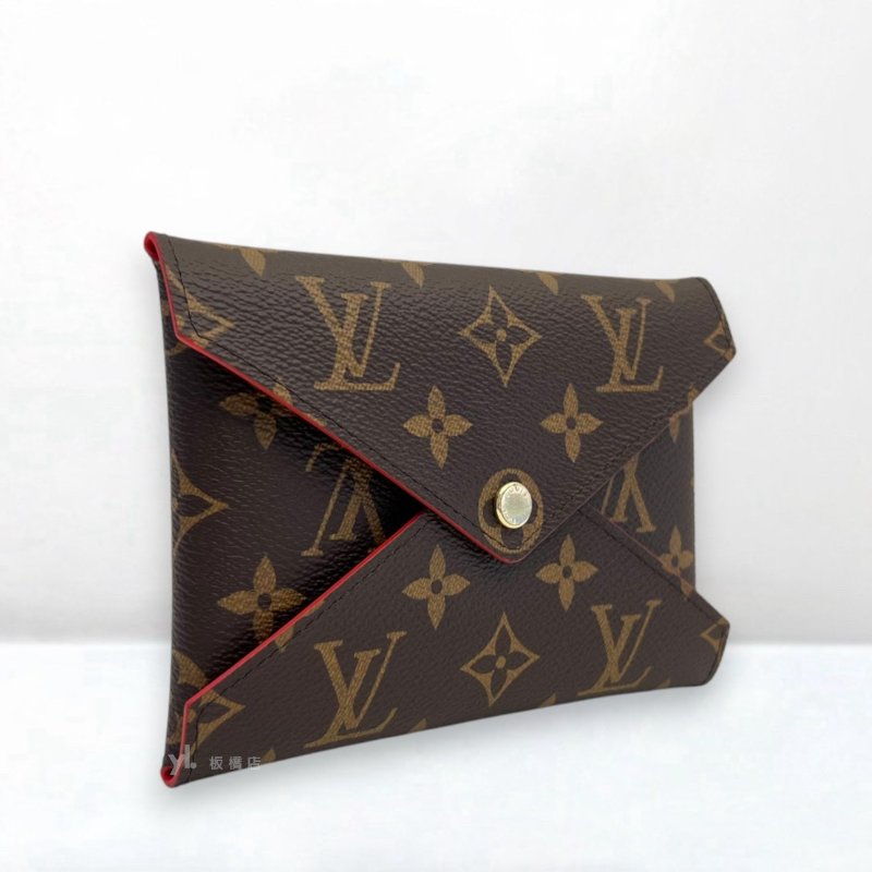 S5268-LV皮夾 原花拚紅內裡信封下蓋萬用包-1