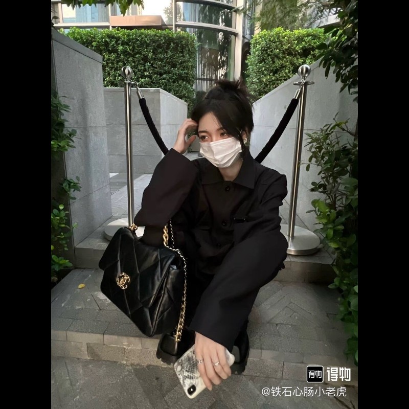CHANEL香奈兒 全新 芯片款  19Bag 金扣菱格皮穿鏈鏈條手柄翻蓋 羊皮手提單肩斜挎包 中號黑色-2