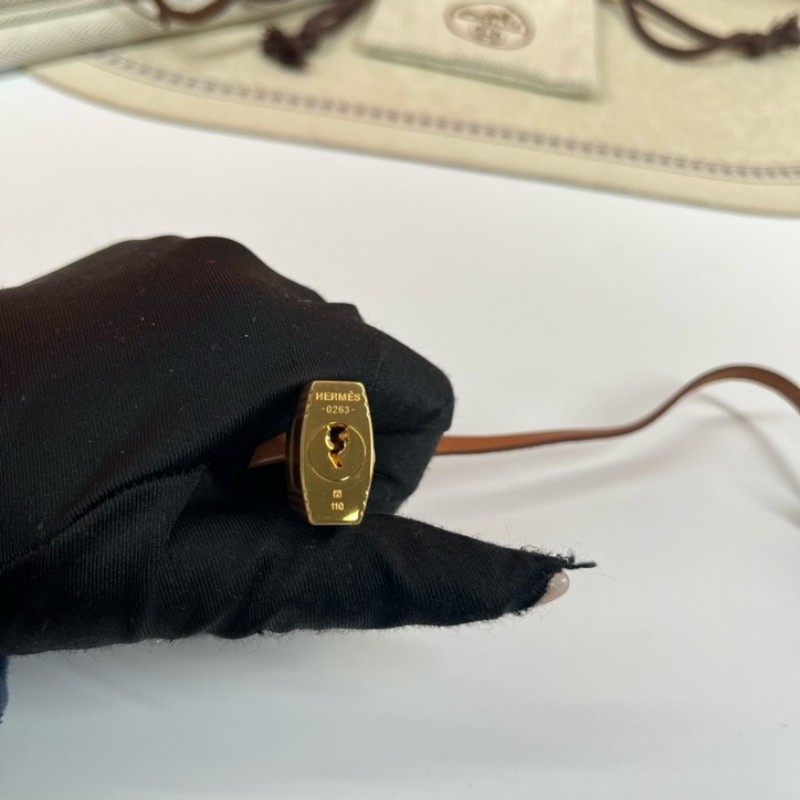 HERMES愛馬仕 B刻 23年票 herbag31 米色拼棕色 焦糖色手柄 金扣內縫 通勤包王 實用百搭-15