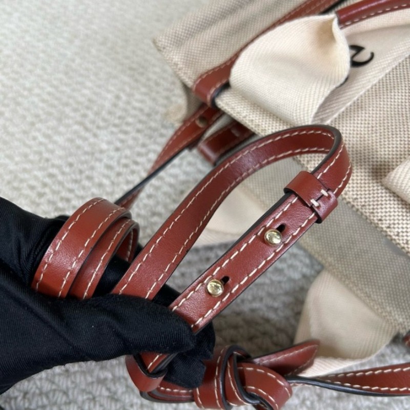 Chloe蔻依 Woody托特包 米白帆布拼棕色皮 經典logo織帶 有肩帶 可單肩可斜挎可手提 容量合適 日常通勤、逛街都很實用 百搭不挑衣服-19