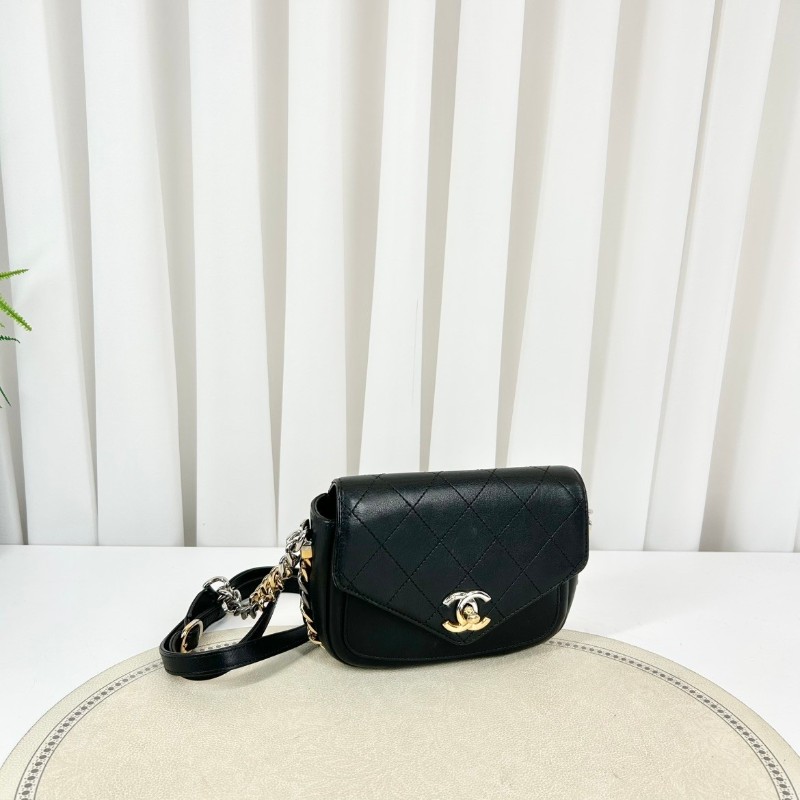 香奈兒/Chanel   27開 黑色菱格牛皮郵差包 鴛鴦扣五金鏈條 可手拎可斜挎-3