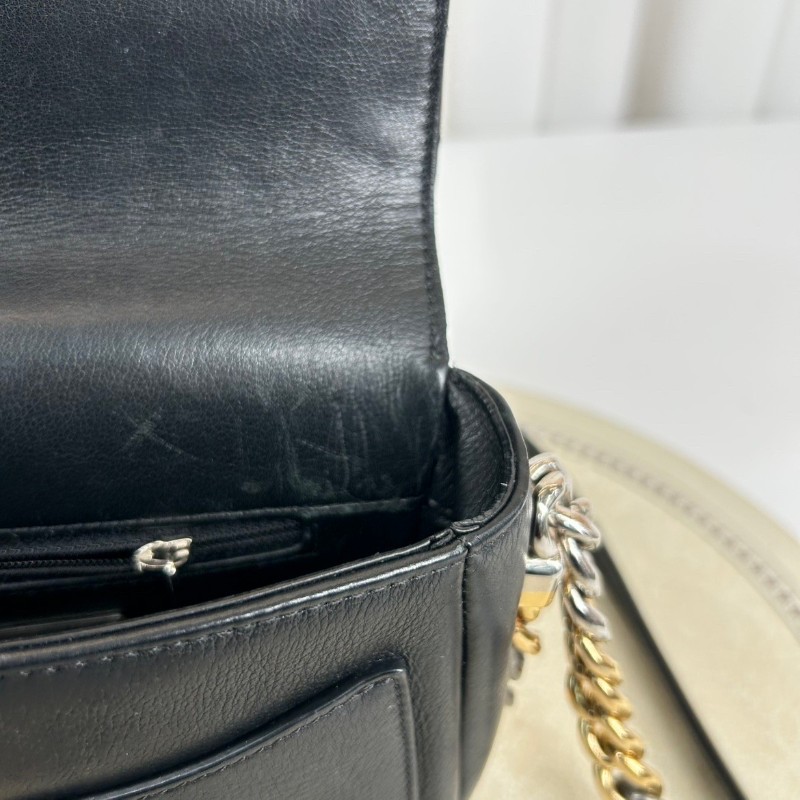 香奈兒/Chanel   27開 黑色菱格牛皮郵差包 鴛鴦扣五金鏈條 可手拎可斜挎-10