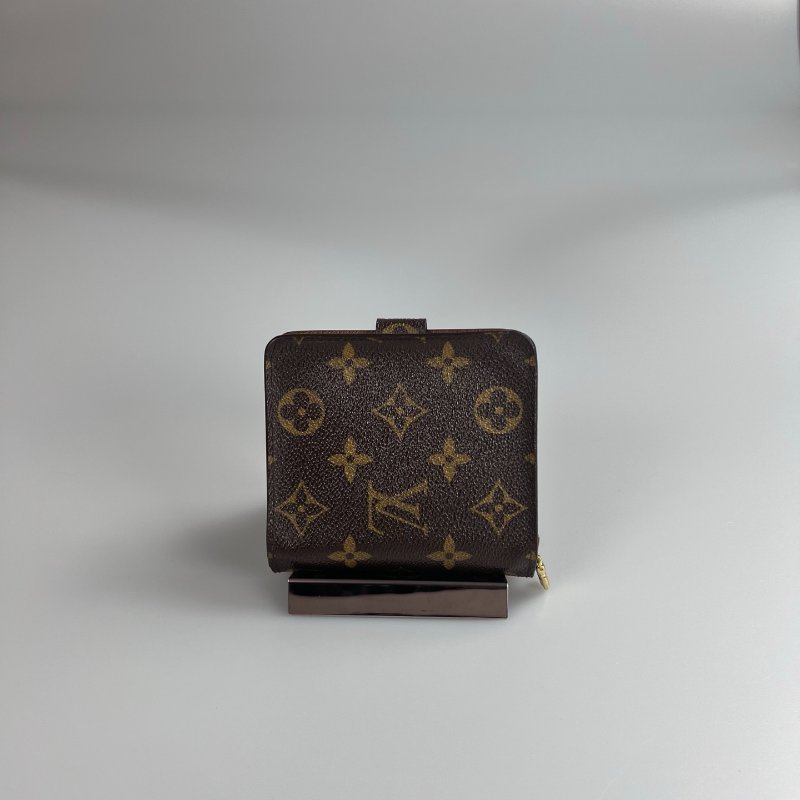 LV M61667 老花釦式短夾-1