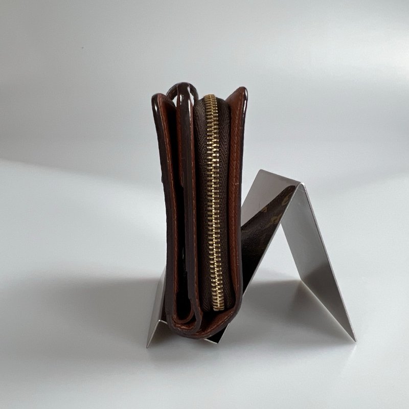 LV M61667 老花釦式短夾-3