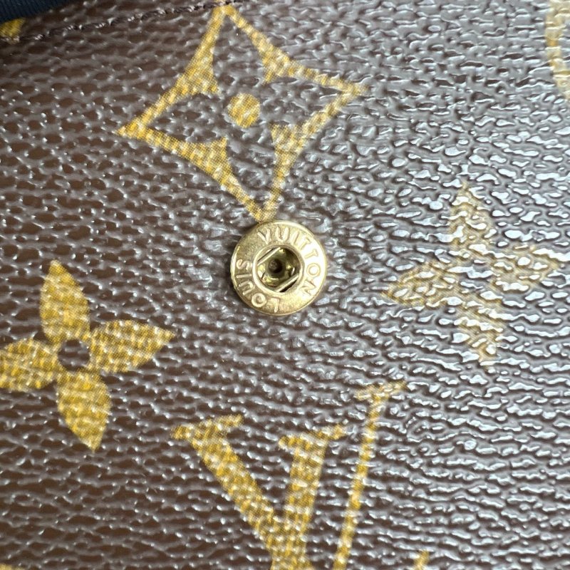 LV M61663老花釦式短夾-10