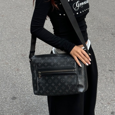 【新款黑武士🆒】 LV M44223 Odyssey 黑老花 斜背包（專櫃94,800）