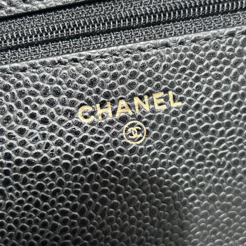 CHANEL 香奈兒 WOC翻蓋包 鍊帶肩背包 小牛皮 黑色 金扣-17