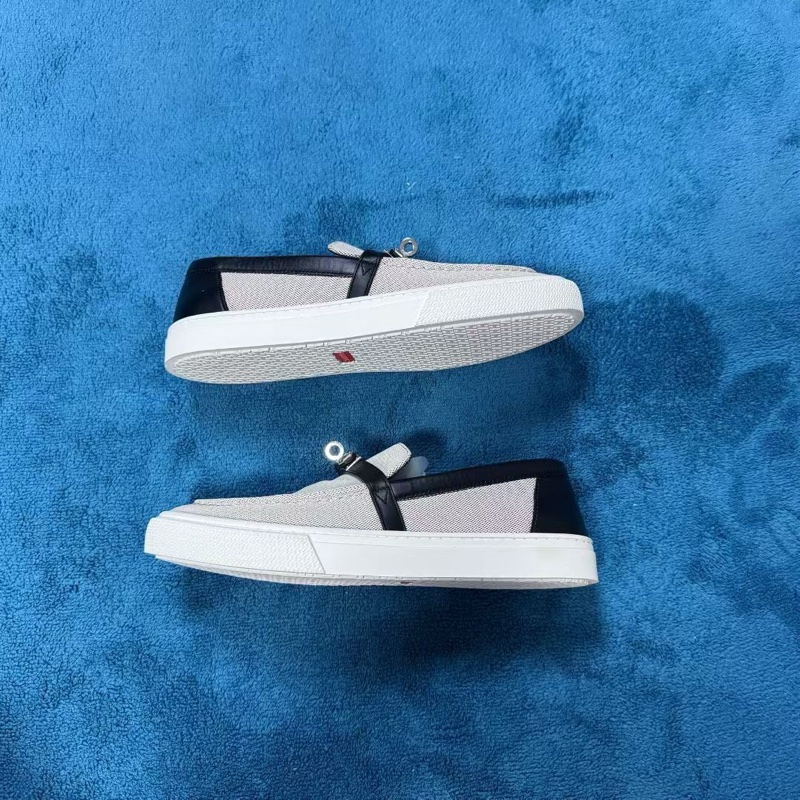 愛馬仕灰色低幫板鞋 尺碼：38碼-2