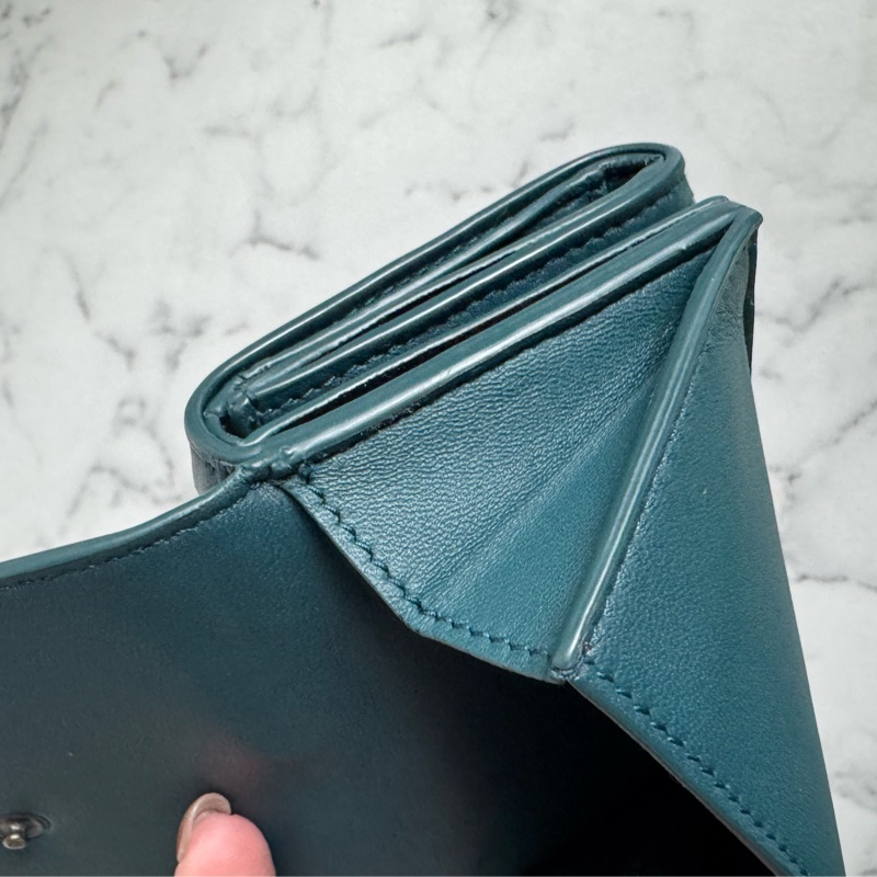 BV藍綠色雙曾釦式短夾 超好用🫶🫶-14