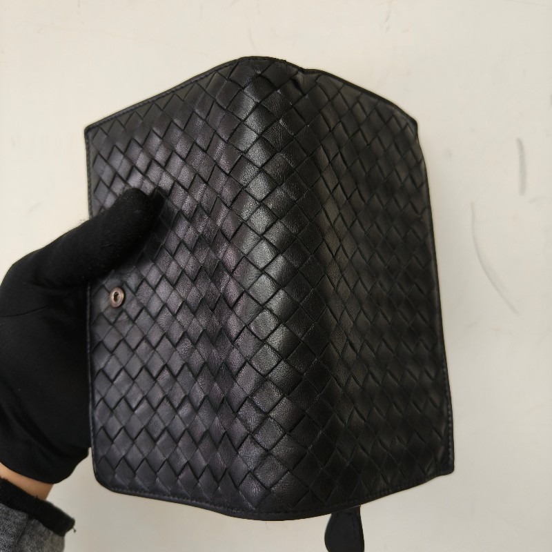 【🐴馬上下單最優惠】🧧限時降價至2/11（原$9800）㊣✨ Bottega Veneta ✨寶緹嘉（附盒子） BV 黑色 羊皮 經典 編織 釘釦 長夾 皮夾 錢包/二手皮夾/二手精品/保證正品🌳二手樹屋🌳-25