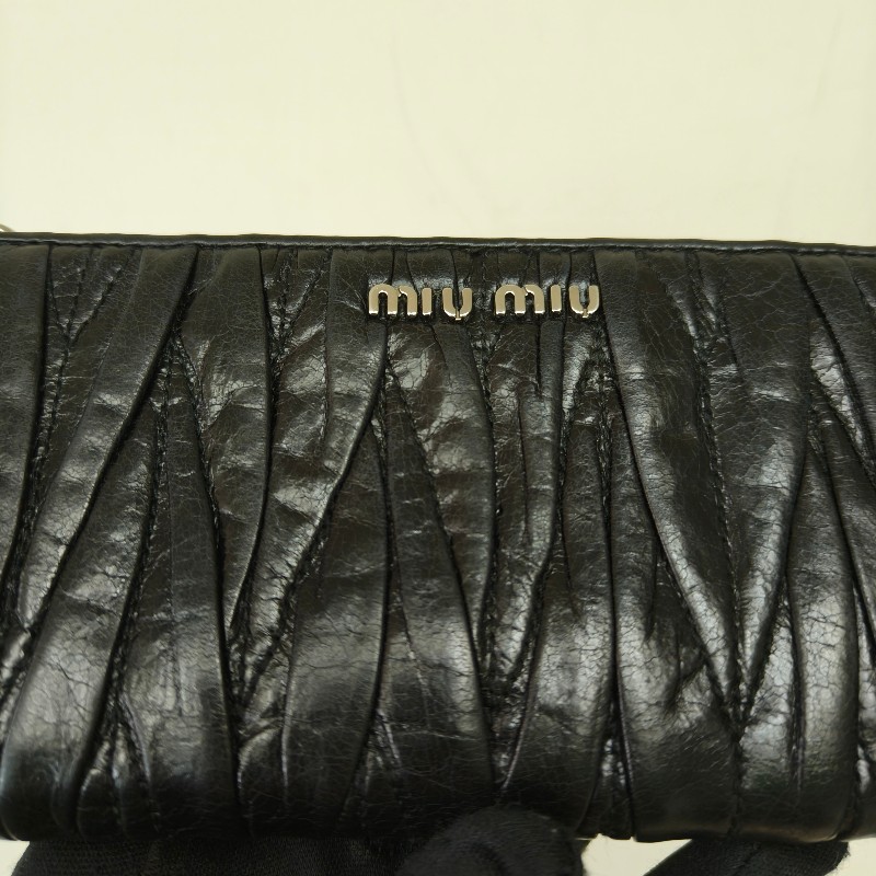 【🐴馬上下單最優惠】🧧限時降價至2/11（原$8800）㊣✨MIU MIU✨繆繆（附盒子）黑色 皺摺 羊皮 經典 L型 拉鍊 長夾 皮夾 錢包/二手皮夾/二手精品/保證正品🌳二手樹屋🌳-10