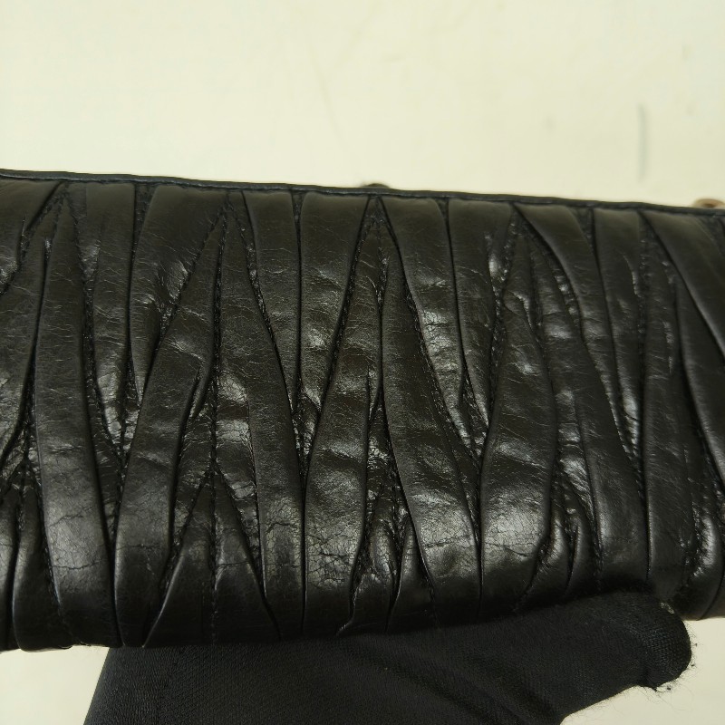 【🐴馬上下單最優惠】🧧限時降價至2/11（原$8800）㊣✨MIU MIU✨繆繆（附盒子）黑色 皺摺 羊皮 經典 L型 拉鍊 長夾 皮夾 錢包/二手皮夾/二手精品/保證正品🌳二手樹屋🌳-19