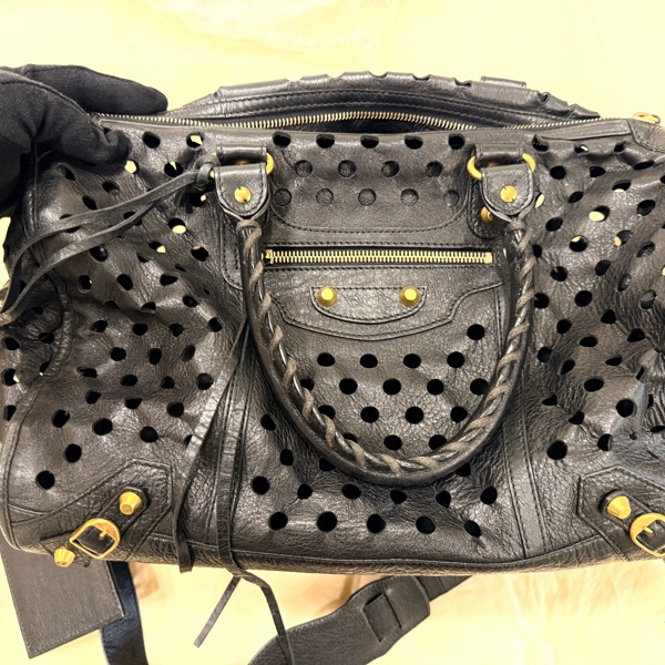 Balenciaga City 巴黎世家 黑色皮革 洞洞包 手提肩背包-8