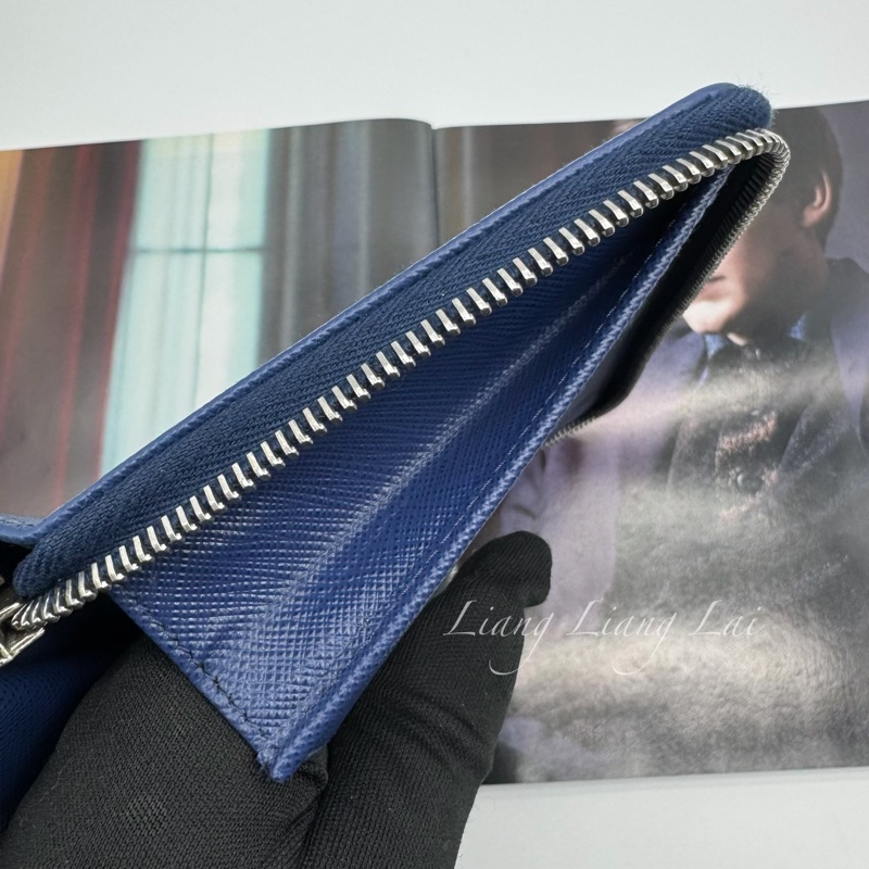 PRADA 經典Saffiano皮革商務型拉鍊深藍色長夾-8