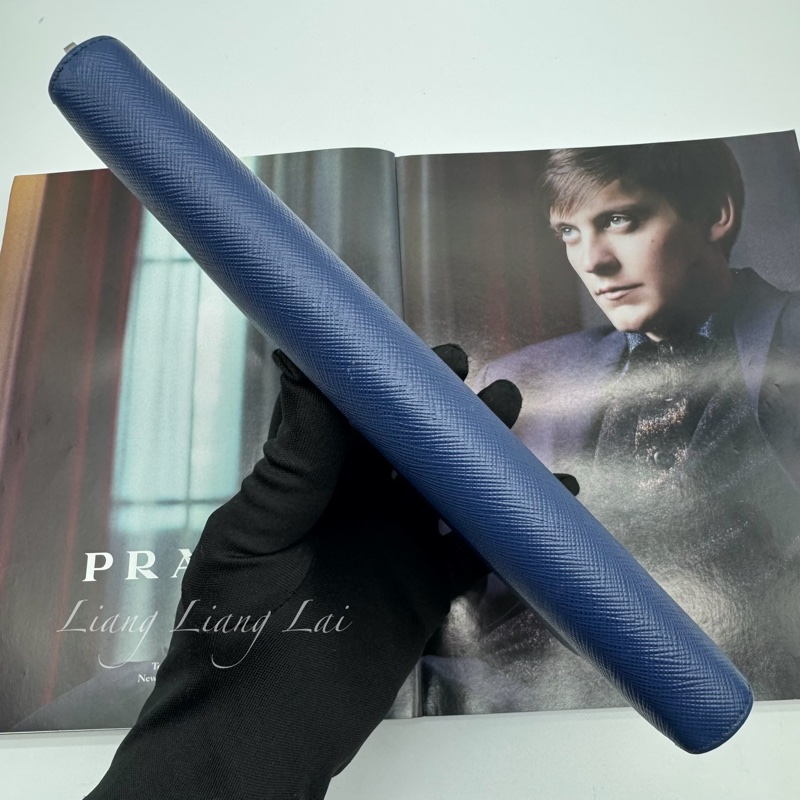 PRADA 經典Saffiano皮革商務型拉鍊深藍色長夾-20