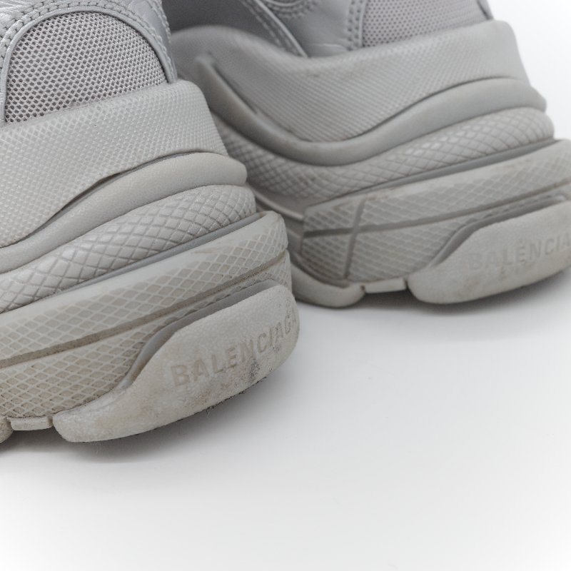 Balenciaga 巴黎世家 Triple S 銀色金屬色 復古老爹鞋 休閒鞋 EU38-5