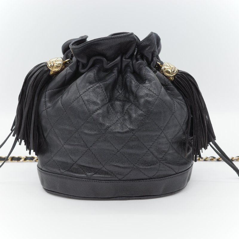 Chanel香奈兒 Vintage 黑色 羊皮菱格紋 流蘇 水桶包-1