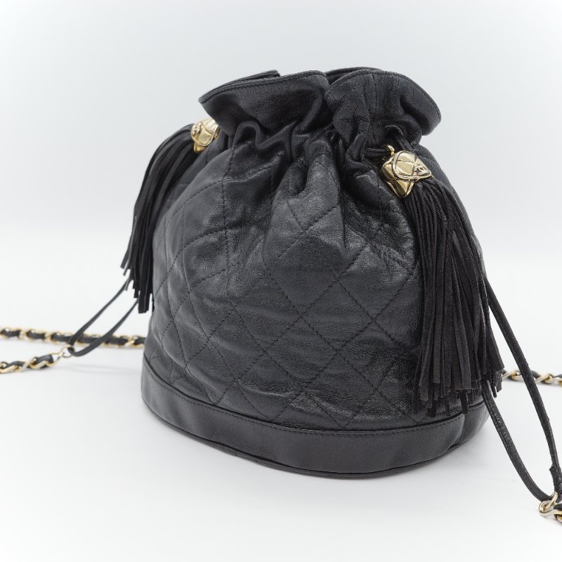 Chanel香奈兒 Vintage 黑色 羊皮菱格紋 流蘇 水桶包-2