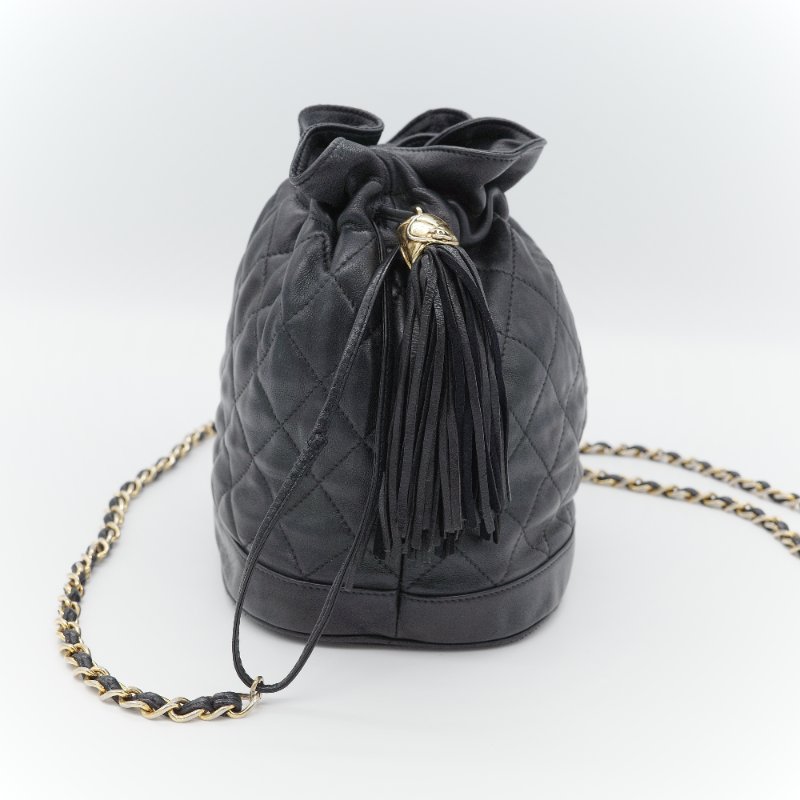Chanel香奈兒 Vintage 黑色 羊皮菱格紋 流蘇 水桶包-4