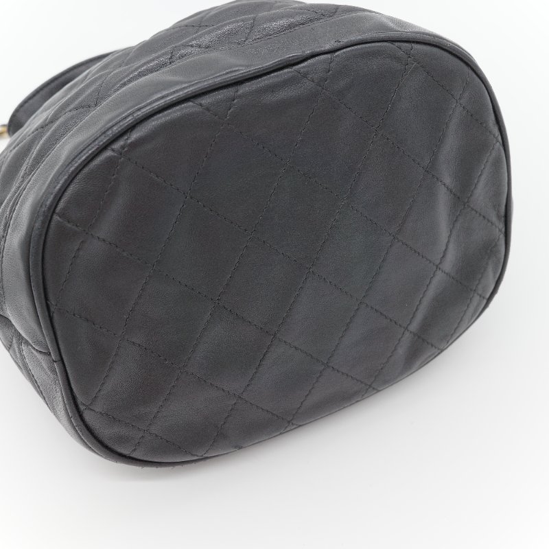 Chanel香奈兒 Vintage 黑色 羊皮菱格紋 流蘇 水桶包-7