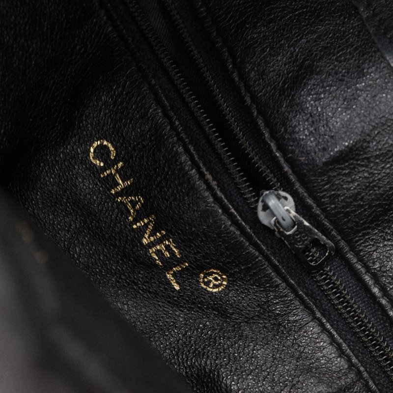 Chanel香奈兒 Vintage 黑色 羊皮菱格紋 流蘇 水桶包-13