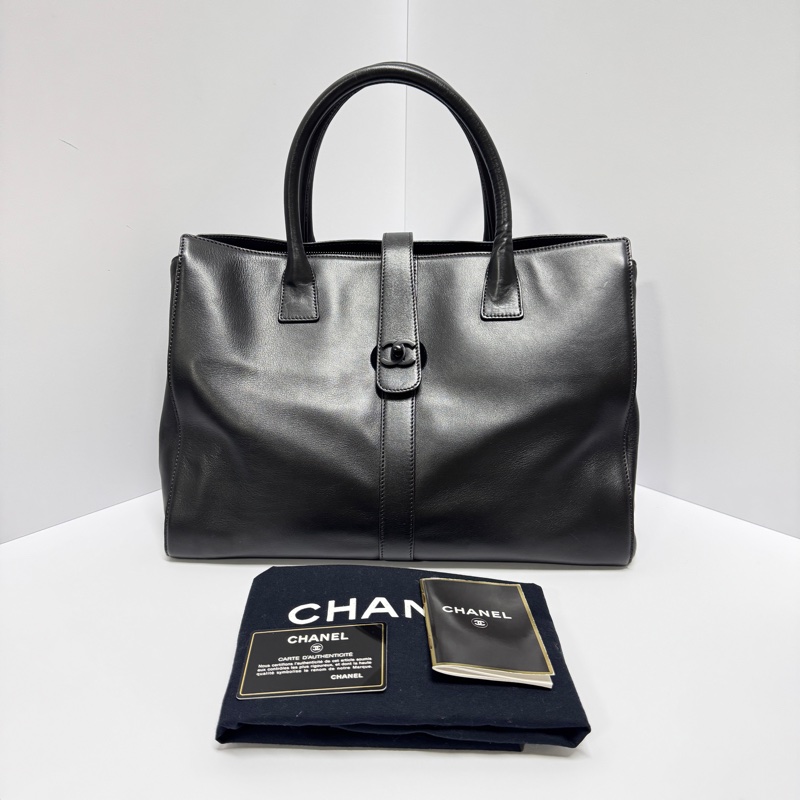 【極新🎁 超稀有】 Chanel “so black” 全黑黑武士 羊皮肩背包（專櫃27.6萬）-0