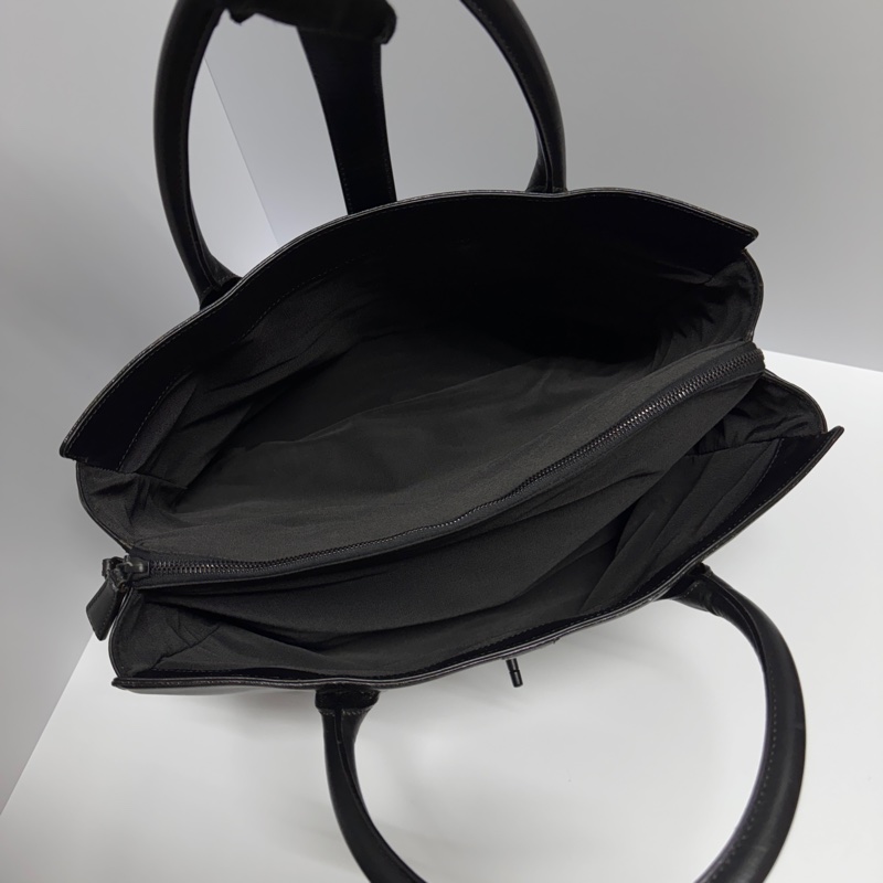 【極新🎁 超稀有】 Chanel “so black” 全黑黑武士 羊皮肩背包（專櫃27.6萬）-6