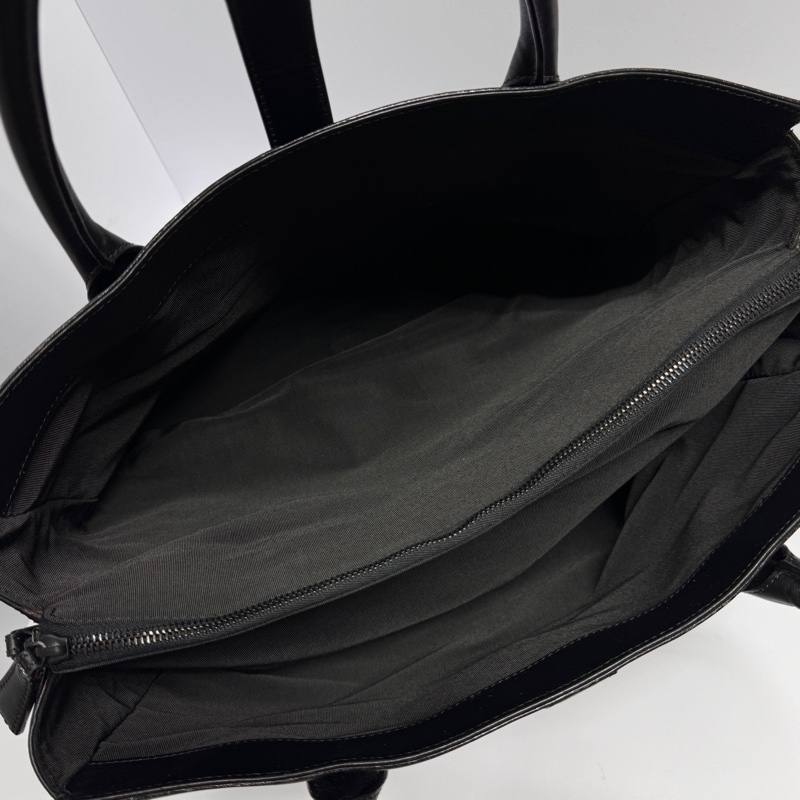 【極新🎁 超稀有】 Chanel “so black” 全黑黑武士 羊皮肩背包（專櫃27.6萬）-7