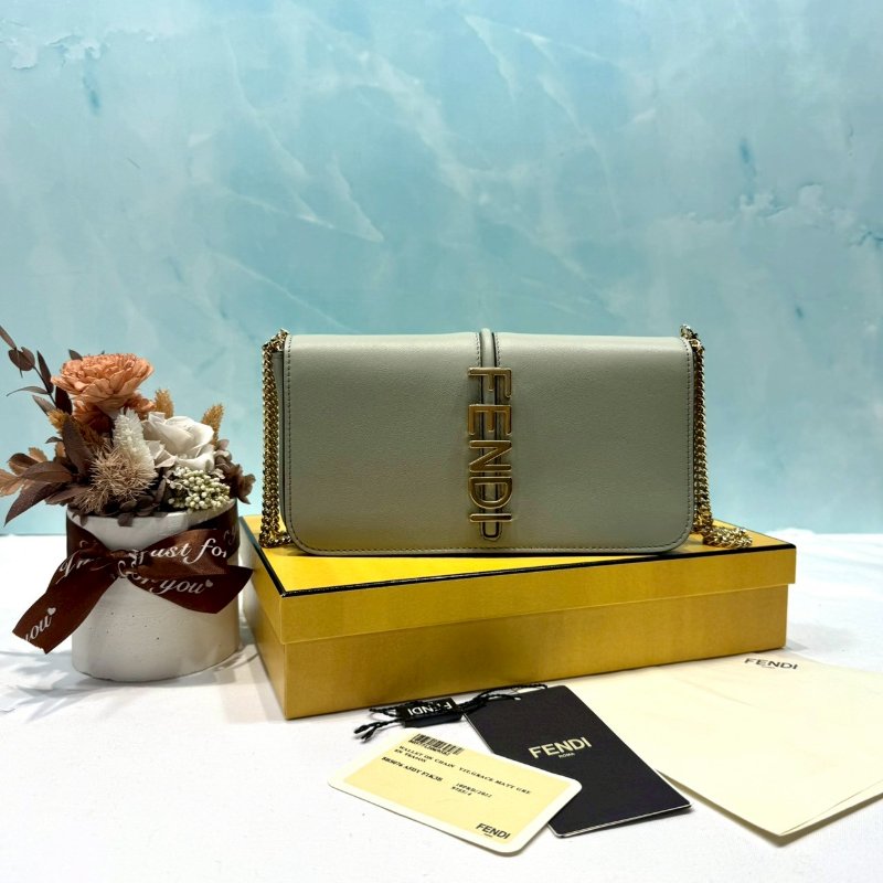 FENDI 全新二合一woc鏈帶包-0