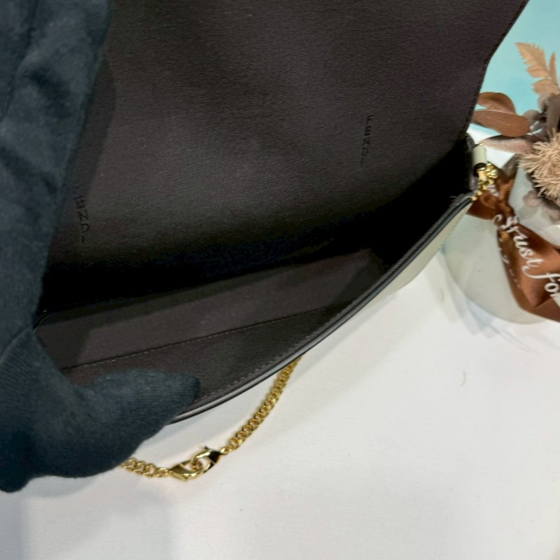 FENDI 全新二合一woc鏈帶包-5