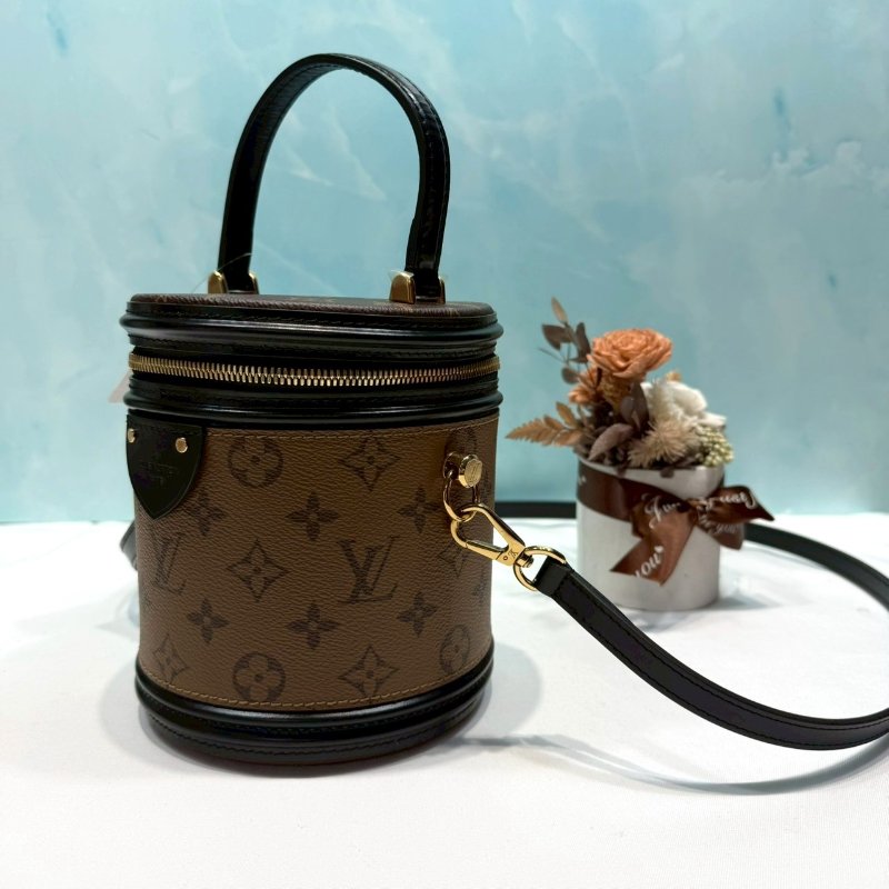 LV CANNES圓桶包-3