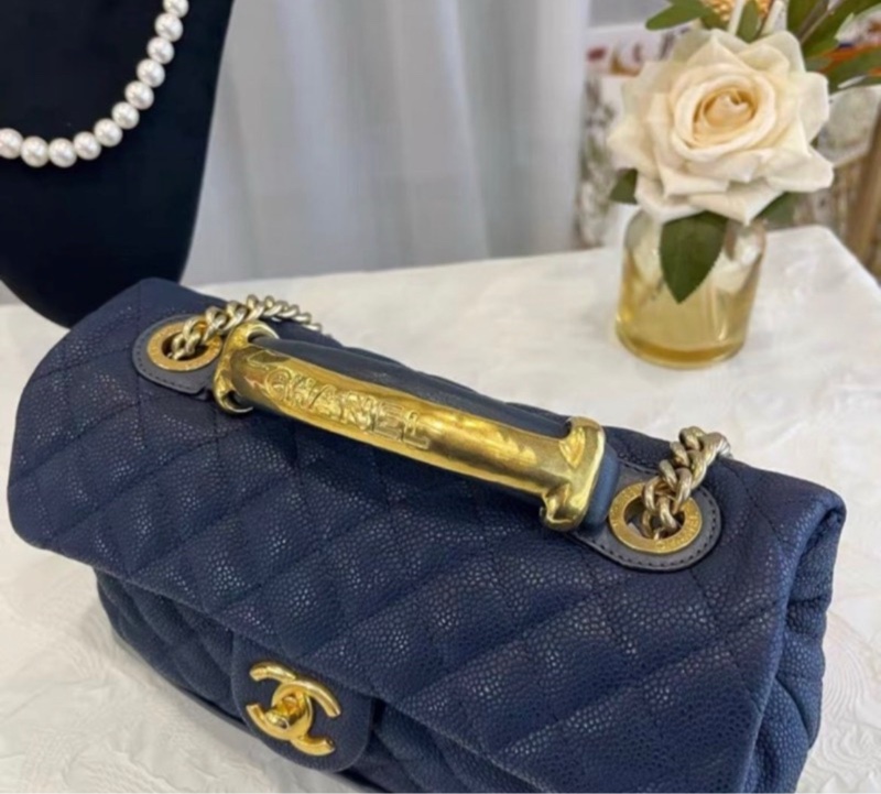 Chanel 海軍藍金色手柄荔枝紋手提斜背包 27*15*11 98新 配件塵袋-1