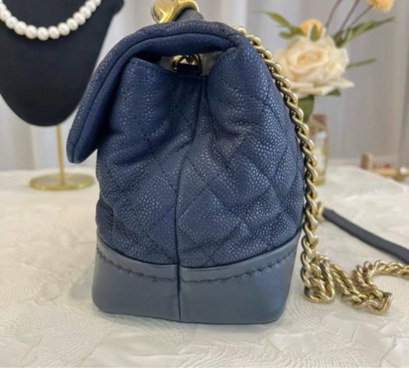 Chanel 海軍藍金色手柄荔枝紋手提斜背包 27*15*11 98新 配件塵袋-3