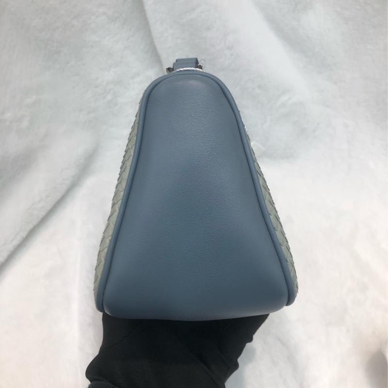 Ferragamo 粉藍色蛇紋皮 手挽Hobo XC233-2